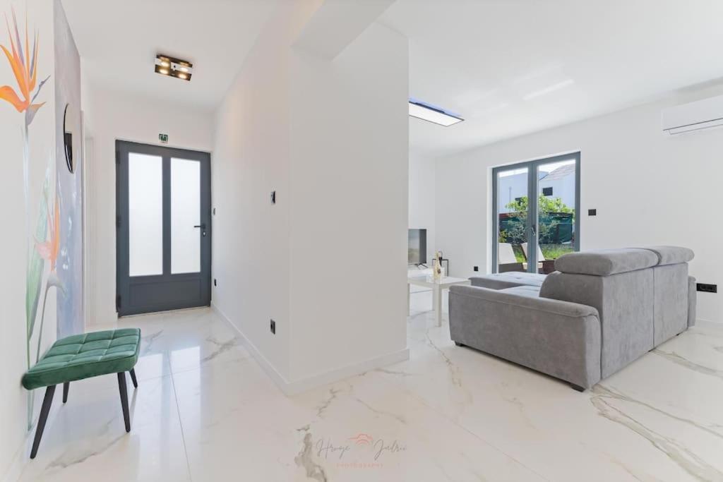 Strelitzia Apartment Split